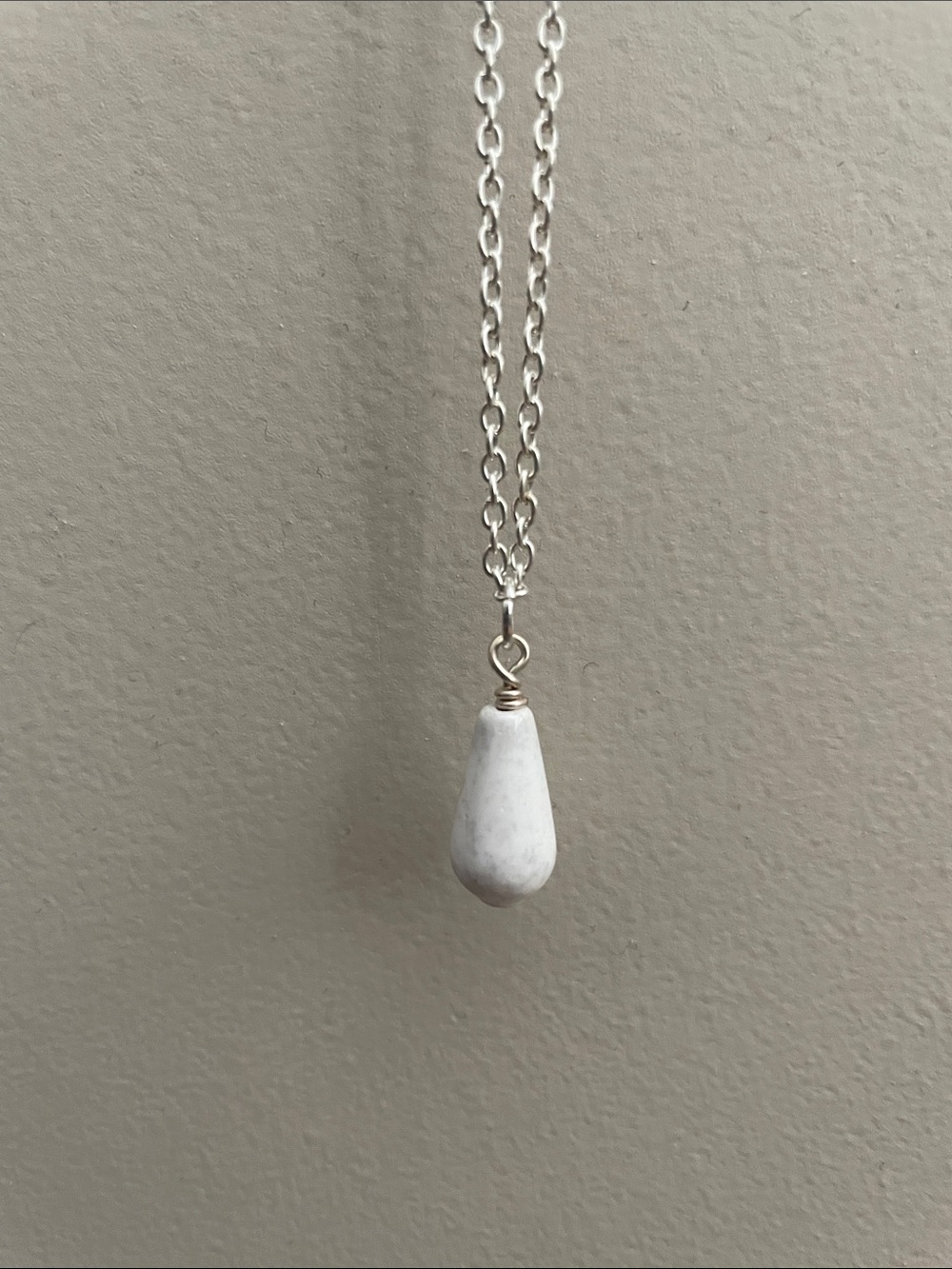 Sweet teardrop gemstone necklace